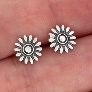 Small Silver Daisy Stud Earrings